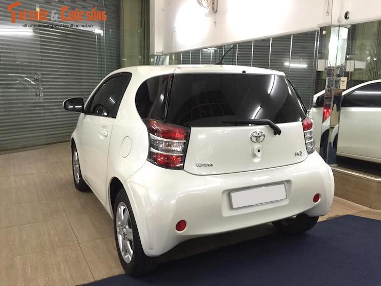 Chi tiet Toyota iQ gia 550 trieu dong tai Viet Nam-Hinh-2