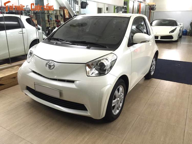 Chi tiet Toyota iQ gia 550 trieu dong tai Viet Nam