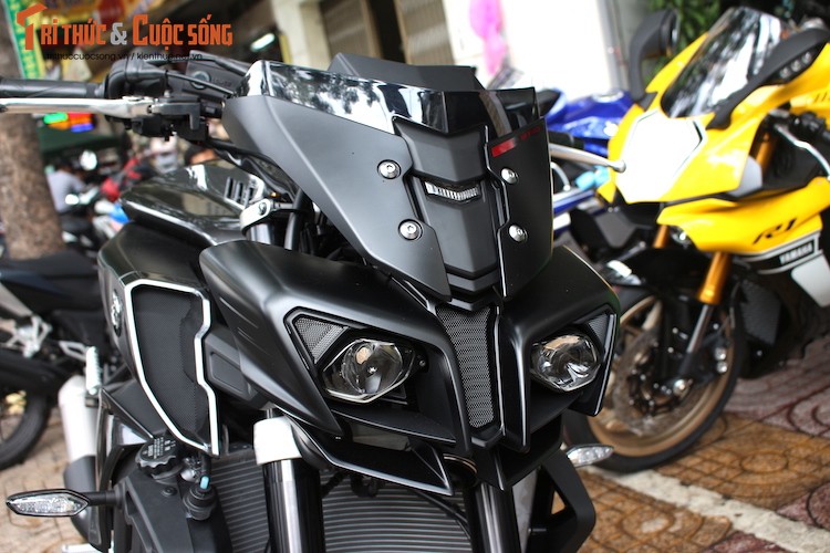 “Quai thu” Yamaha MT-10 gia 557 trieu dau tien tai VN-Hinh-2