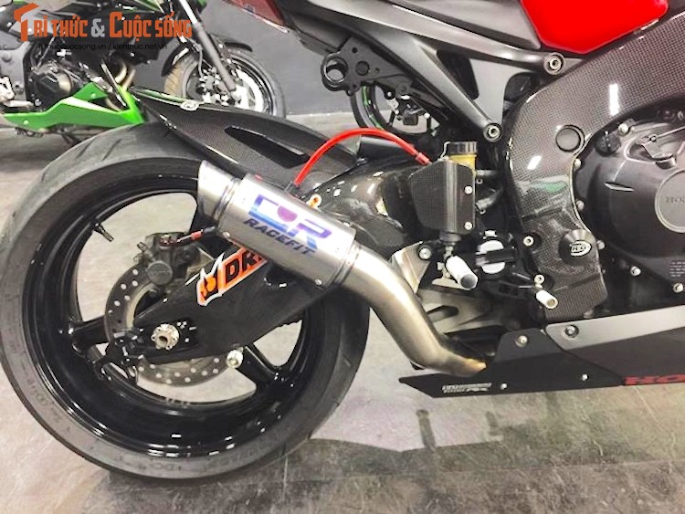 Sieu moto Honda CBR1000RR do “khung” tai Da Nang-Hinh-5