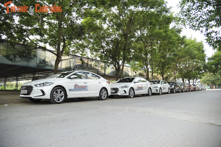 Hyundai Elantra 2016 “uong” 4,6l xang/100 km?