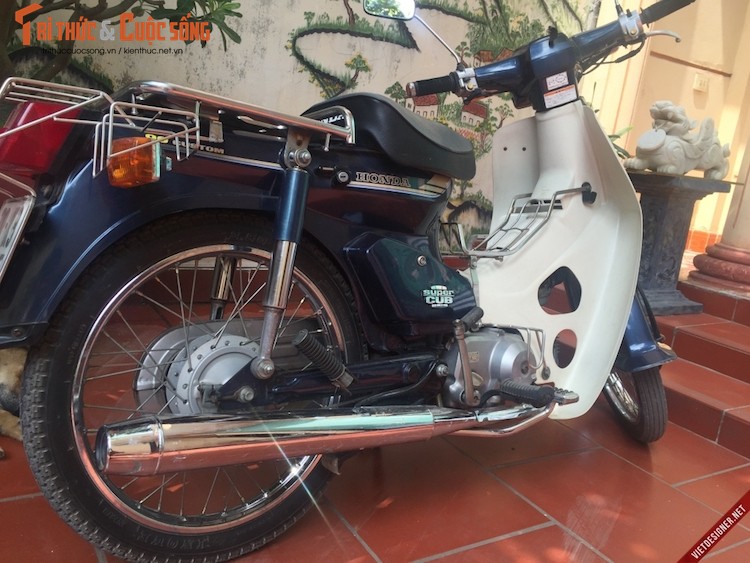 Cap doi Honda Cub 82 hang doc “con zin” tai Ha Noi-Hinh-3