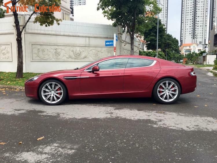 Sieu xe Aston Martin Rapide mau “doc” gia 5 ty tai VN-Hinh-3