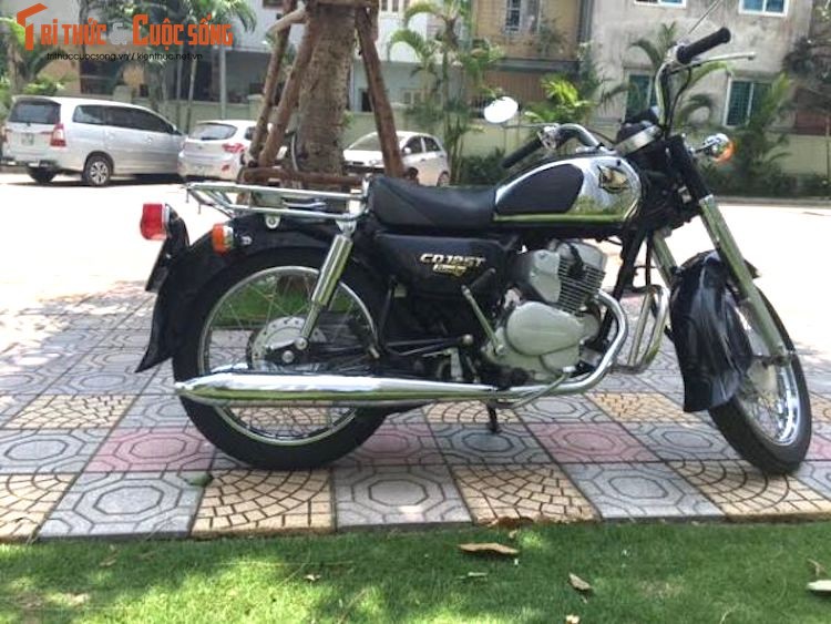 Can canh “hoang tu den” Honda CD125T Benly tai Ha Noi-Hinh-11