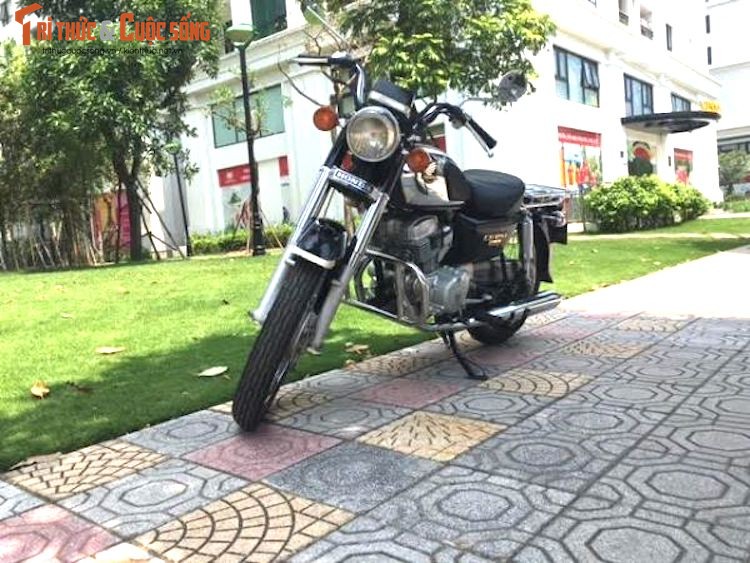 Can canh “hoang tu den” Honda CD125T Benly tai Ha Noi-Hinh-2