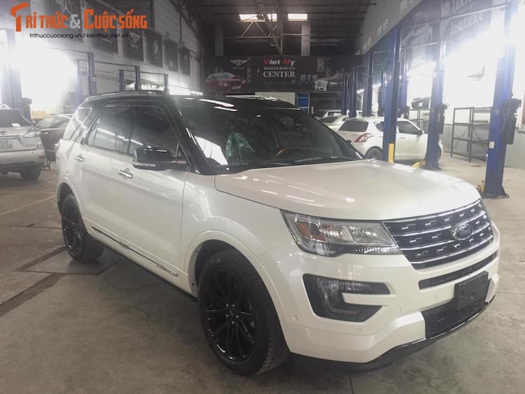 Can canh Ford Explorer gia 2,1 ty chinh hang tai VN-Hinh-9
