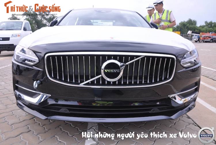 Can canh Volvo S90 T5 Inscription gia tu 2,3 ty tai VN-Hinh-2