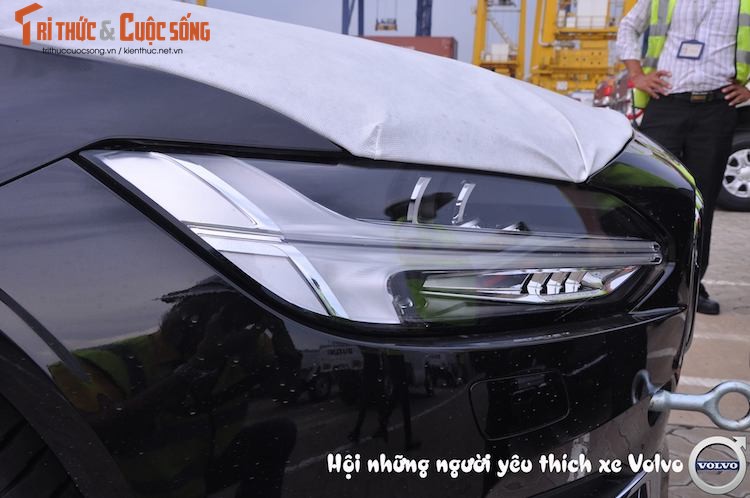 Can canh Volvo S90 T5 Inscription gia tu 2,3 ty tai VN-Hinh-3