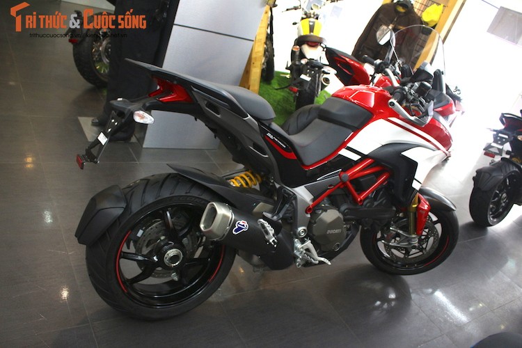 Ducati Multistrada Pikes Peak gia 950 trieu dau tien ve VN-Hinh-2