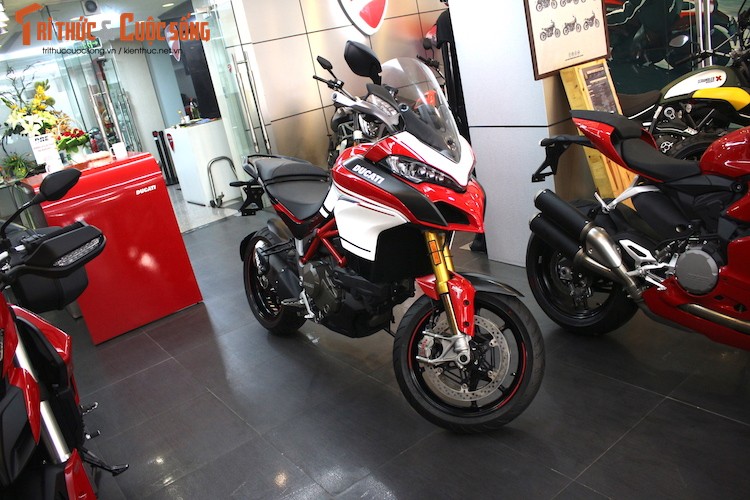 Ducati Multistrada Pikes Peak gia 950 trieu dau tien ve VN