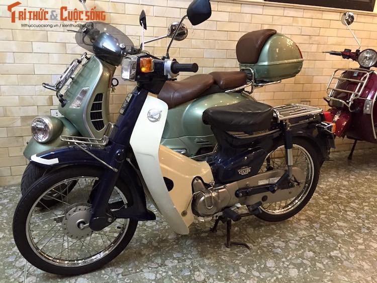 Honda Super Cub 70 chay 20 nam “nhu moi” o Ha Noi