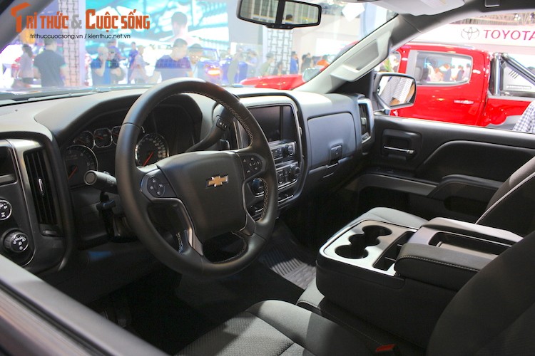 Ban tai “hang khung” Chevrolet Silverado chinh hang tai VN-Hinh-9