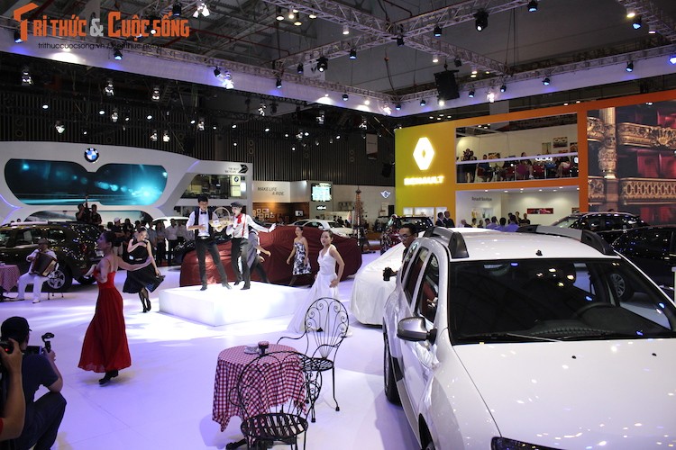 Renault - mang chat lich lam Phap den VIMS 2016