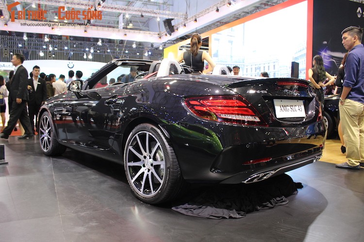 Can canh Mercedes-AMG SLC 43 gia 3,619 ty tai VN-Hinh-4