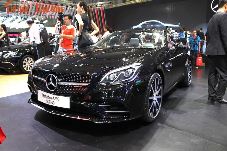 Can canh Mercedes-AMG SLC 43 gia 3,619 ty tai VN-Hinh-9