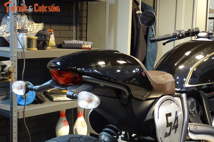 Ducati Scrambler Cafe Racer 
