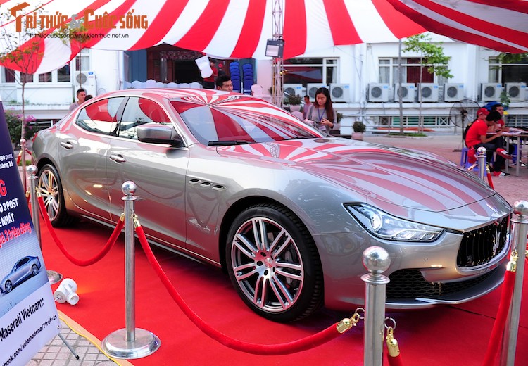 Xe sang Maserati Ghibli chinh hang dau tien tai Ha Noi-Hinh-8