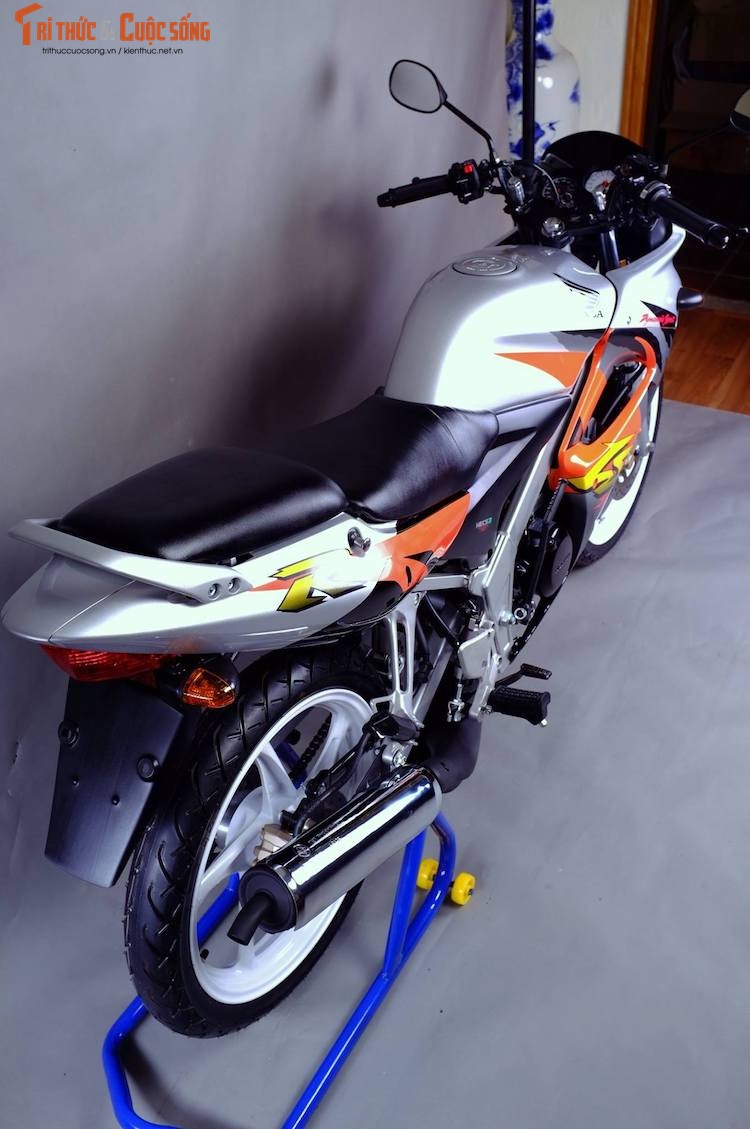 Moto Honda LS125R “dap thung” gia 230 trieu tai HN-Hinh-16