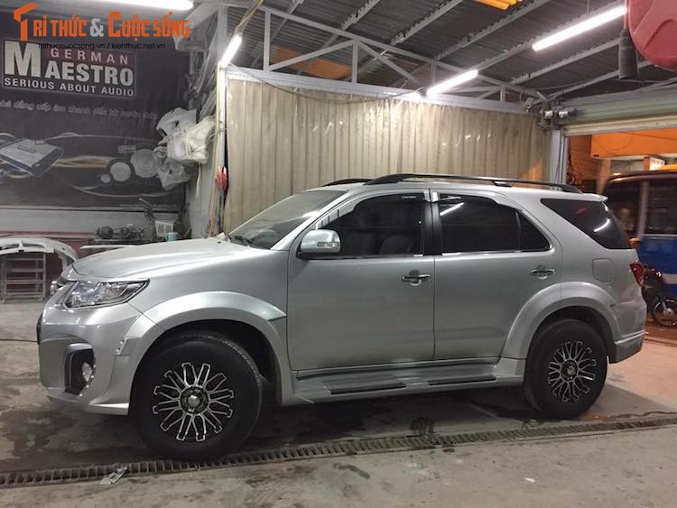 Toyota Fortuner doi cu “lot xac” thanh Lexus LX570 sieu sang-Hinh-5