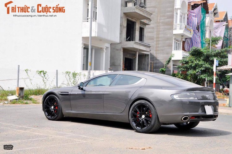 Can canh “hang doc” Aston Martin Rapide hon 5 ty tai VN-Hinh-4