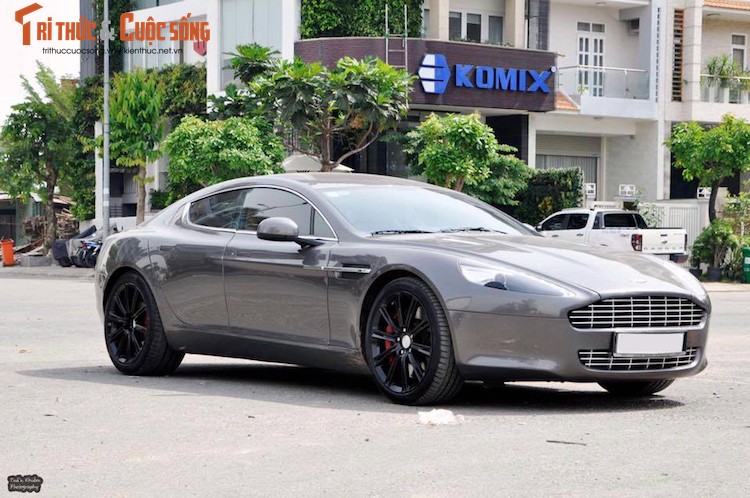 Can canh “hang doc” Aston Martin Rapide hon 5 ty tai VN