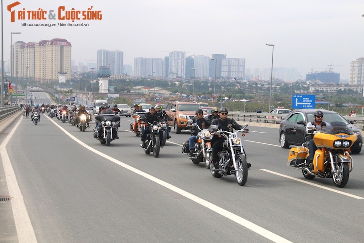 Ca nghin biker hoi ngo mung sinh nhat Hanoi Free Chapter-Hinh-4