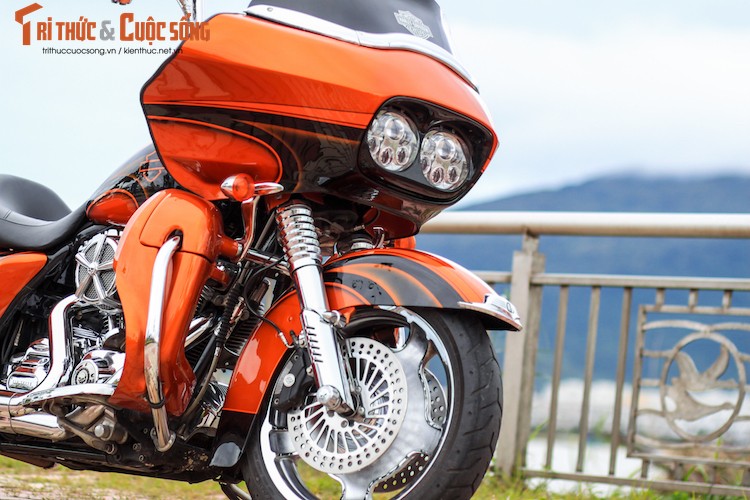 Harley-Davidson Road Glide “giat” CVO tien ty tai Da Nang-Hinh-4