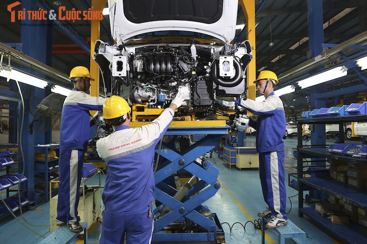 Can canh chiec Hyundai Elantra thu 5000 tai Viet Nam-Hinh-2