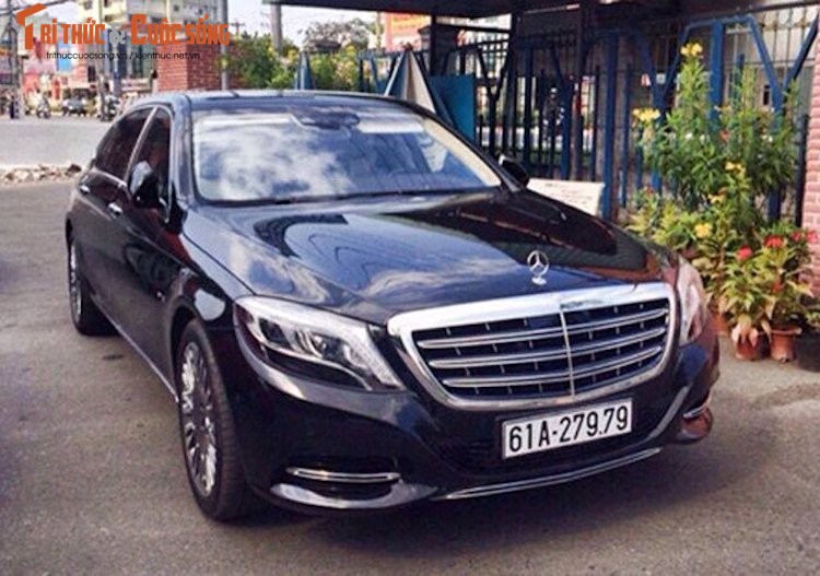 Loat xe Mercedes-Maybach S600 tien ty “bien khung” tai VN