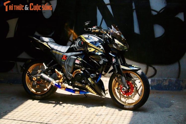 Dan choi Sai Gon do naked-bike Yamaha FZ-S “dai chat