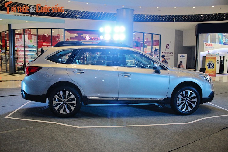 Xe gia dinh Subaru Outback gia tu 1,7 ty tai Ha Noi-Hinh-3