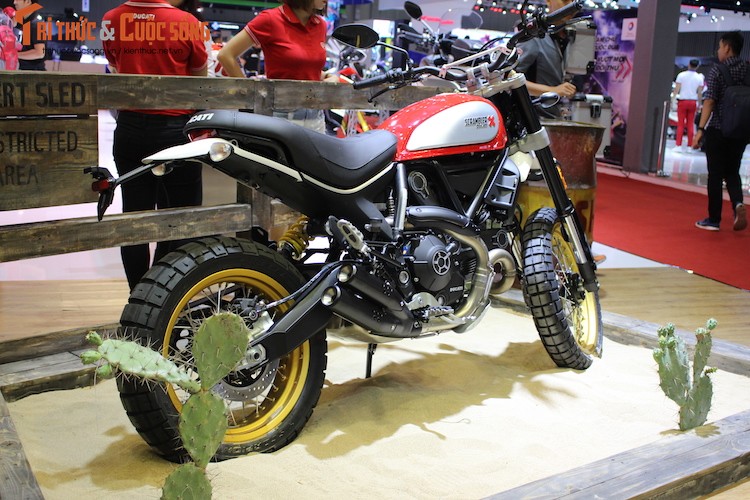 Can canh Ducati Scrambler Desert Sled gia 429 trieu dong-Hinh-10