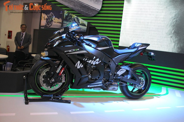 Sieu moto Kawasaki Ninja ZX-10RR &quot;doc nhat&quot; Viet Nam-Hinh-7