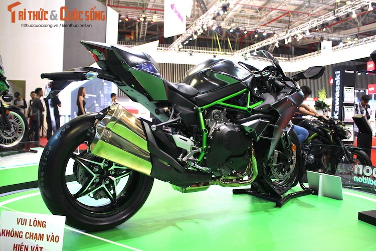 Moto &quot;khung” Kawasaki Ninja H2 Carbon tien ty tai VN-Hinh-10