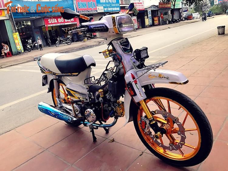 Honda Dream II bien &quot;ngu quy 8” loe loet nhat Vinh Bac Bo-Hinh-2