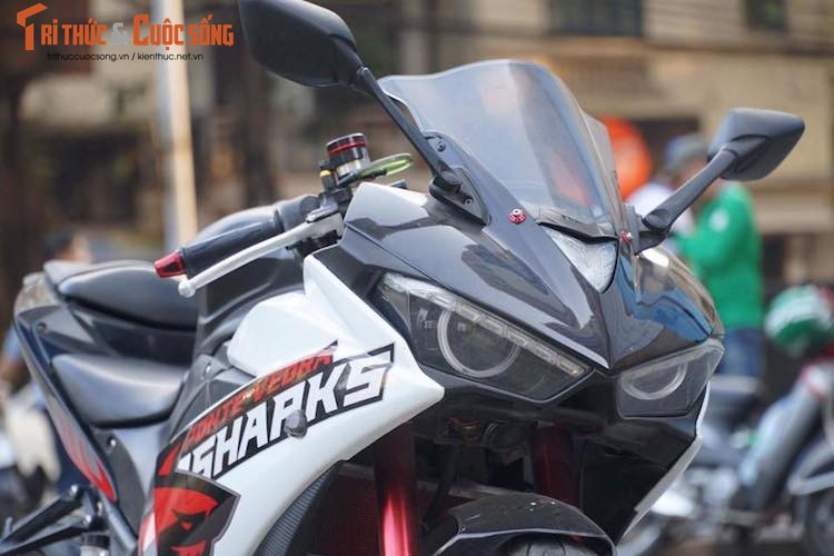 Yamaha R25 phong cach sieu moto khung tai Ha Noi-Hinh-3