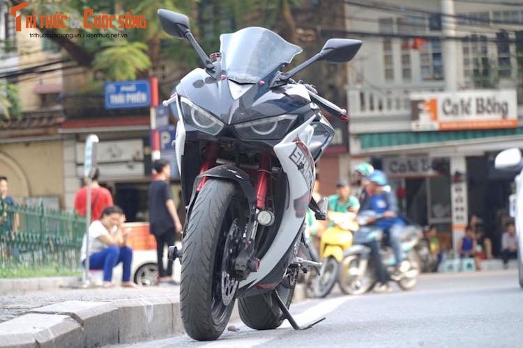 Yamaha R25 phong cach sieu moto khung tai Ha Noi-Hinh-4