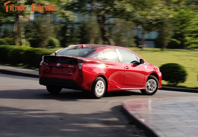 Cam lai oto &quot;sieu tiet kiem&quot; Toyota Prius moi tai VN-Hinh-20