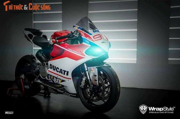 Ducati 959 gia 591 trieu do xe dua MotoGP khung tai VN