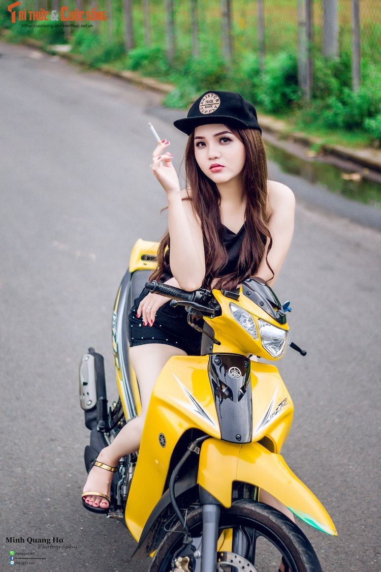 Teen Viet &quot;cuoi&quot; xe may Yamaha gia hon 200 trieu dong-Hinh-7