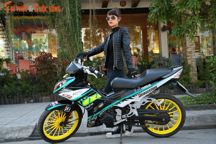 Nu biker Viet do dang ben “xe no” Yamaha X1R-Hinh-2