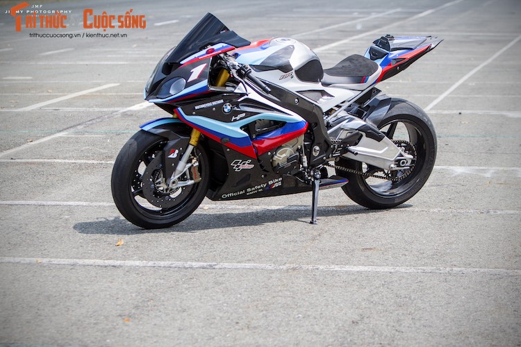 Dan choi Viet chi tien ty do sieu moto BMW S1000RR-Hinh-6