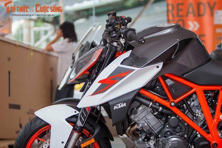 Can canh KTM 1290 Super Duke R gia 638 trieu tai VN-Hinh-2