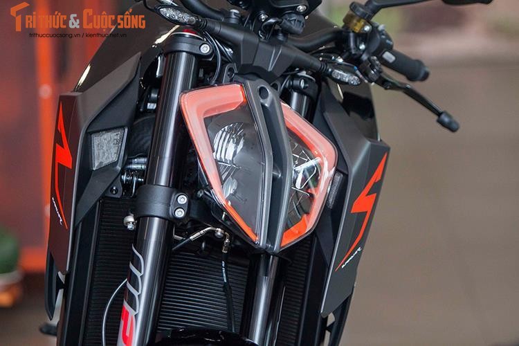 Can canh KTM 1290 Super Duke R gia 638 trieu tai VN-Hinh-3