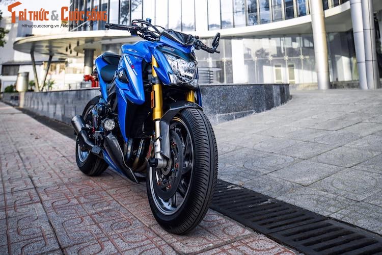 Dan choi Sai Gon chi nua ty do &quot;xe no&quot; Suzuki GSX-S1000