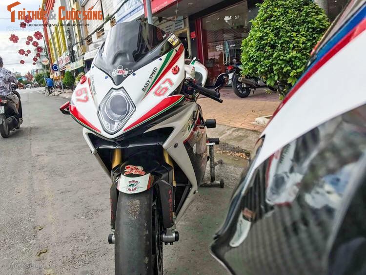 Sieu moto BMW S1000RR va MV Agusta F4RR hon 3 ty tai VN-Hinh-4