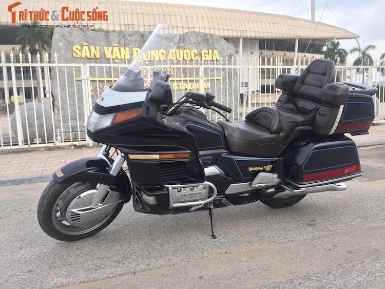 “Vua duong truong” Honda Goldwing GL1500 hang hiem tai VN