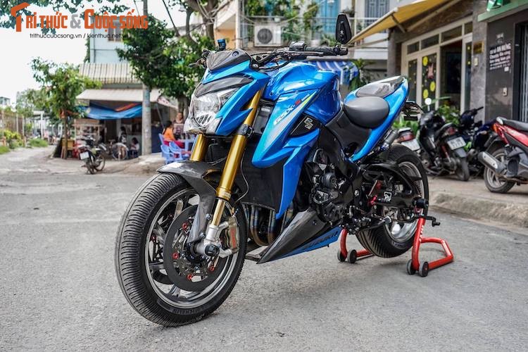 Dan choi Viet chi nua ty do moto  Suzuki GSX-S1000