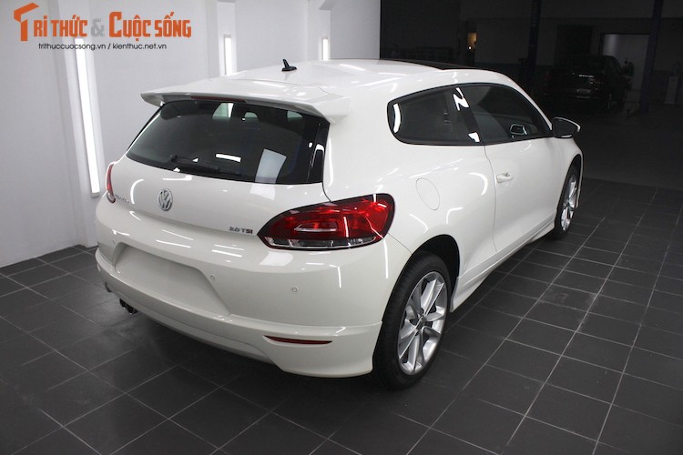 Volkswagen Scirocco 1,4 ty do bodykit doc tai Ha Noi-Hinh-8