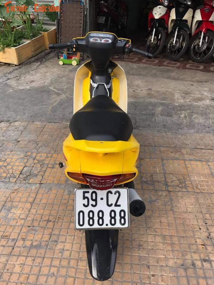 &quot;Xe no&quot; Suzuki RGX dung chan ban 200 trieu tai Sai Gon-Hinh-9